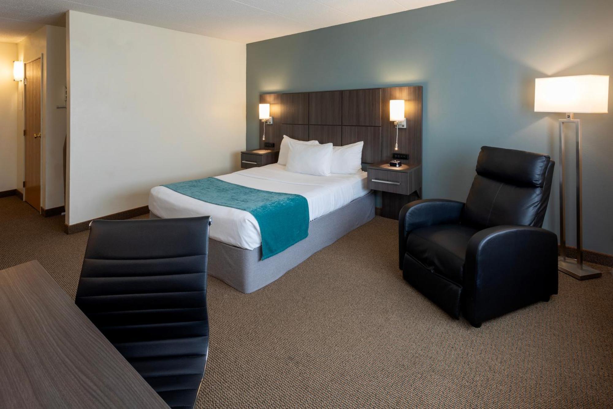 Paynesville Inn & Suites Bilik gambar