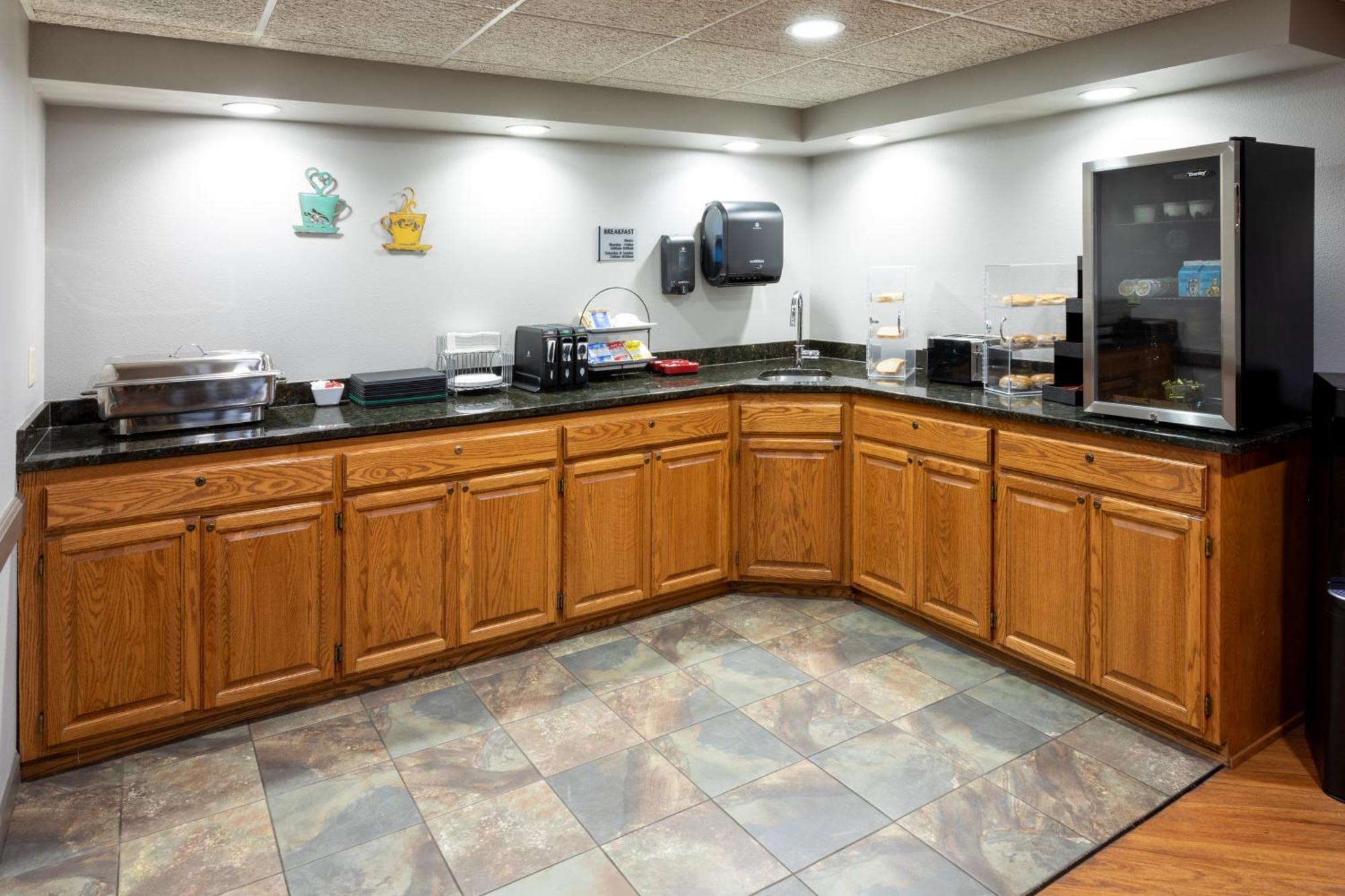 Paynesville Inn & Suites Luaran gambar